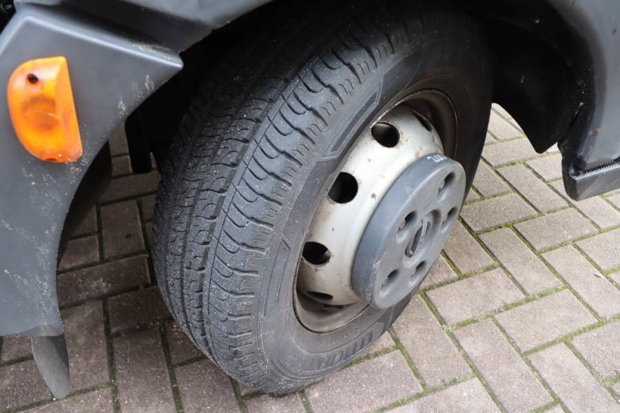 Camion avec nacelle Palfinger P260B Dutch Registration, Driving Licence B/3, Die: photos 14 Camion avec nacelle Palfinger P260B Dutch Registration, Driving Licence B/3, Die: photos 14