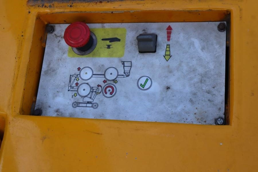 Snorkel A38E Electric, 13.5m Working Height, 6.1m Reach, 2  - Nacelle articulée: photos 5 Snorkel A38E Electric, 13.5m Working Height, 6.1m Reach, 2  - Nacelle articulée: photos 5