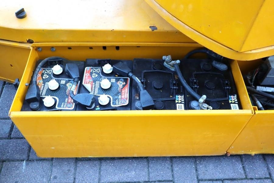 Snorkel A38E Electric, 13.5m Working Height, 6.1m Reach, 2 - Nacelle articulée: photos 5 Snorkel A38E Electric, 13.5m Working Height, 6.1m Reach, 2 - Nacelle articulée: photos 5