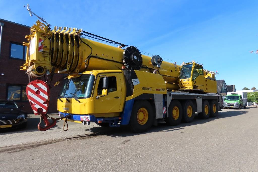 Grove GMK 5250 L - Grue tout-terrain: photos 1 Grove GMK 5250 L - Grue tout-terrain: photos 1