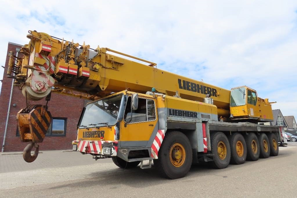 Liebherr LTM 1160/1 - Grue tout-terrain: photos 1 Liebherr LTM 1160/1 - Grue tout-terrain: photos 1