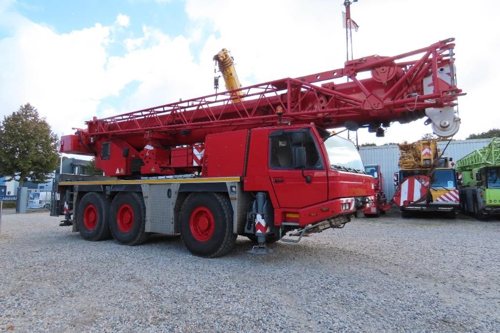 Tadano Faun ATF 50 G-3 - Grue tout-terrain: photos 2 Tadano Faun ATF 50 G-3 - Grue tout-terrain: photos 2