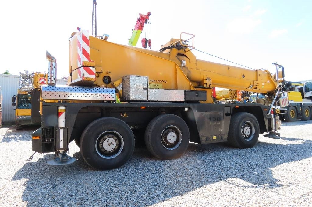 Terex Demag AC 40 City - Grue tout-terrain: photos 3 Terex Demag AC 40 City - Grue tout-terrain: photos 3