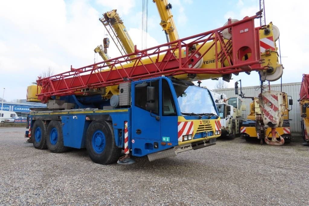 Terex Demag AC 50-1 - Grue tout-terrain: photos 2 Terex Demag AC 50-1 - Grue tout-terrain: photos 2
