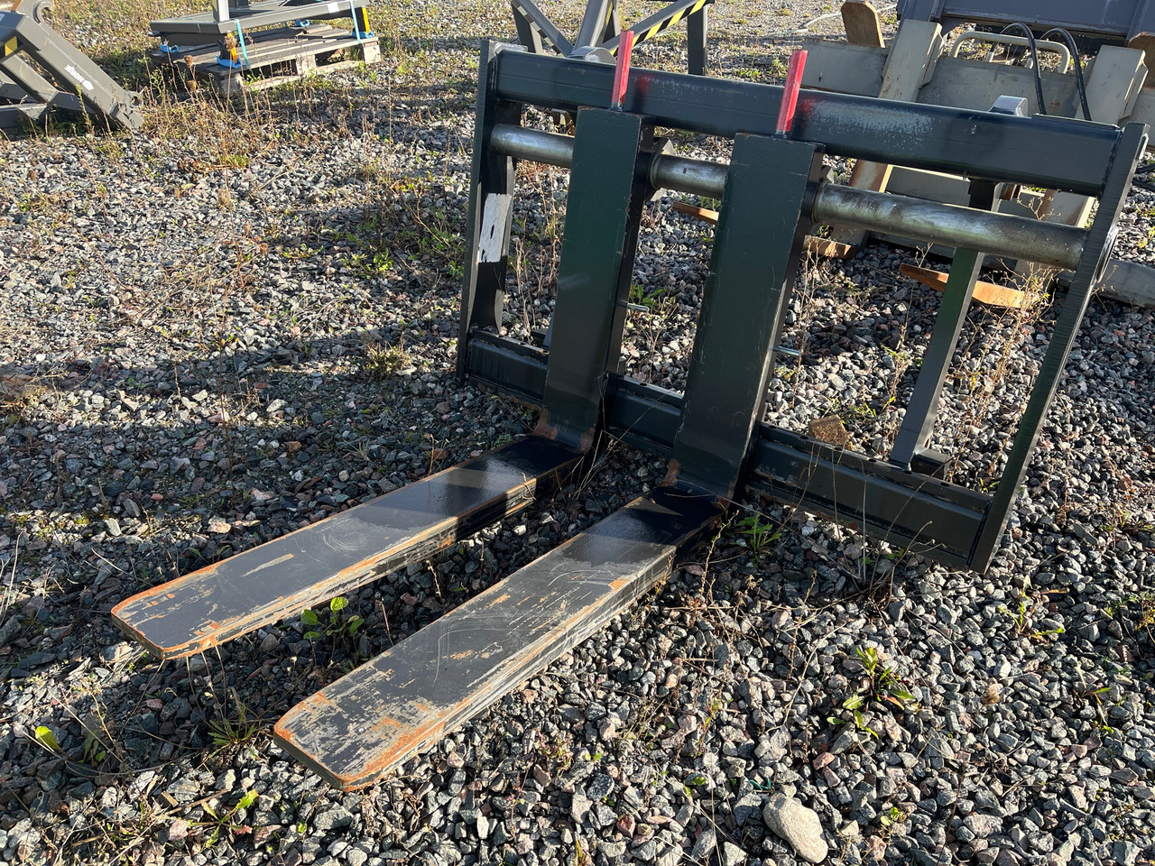 ABL L20 - Fourches pour Engins de chantier: photos 1 ABL L20 - Fourches pour Engins de chantier: photos 1