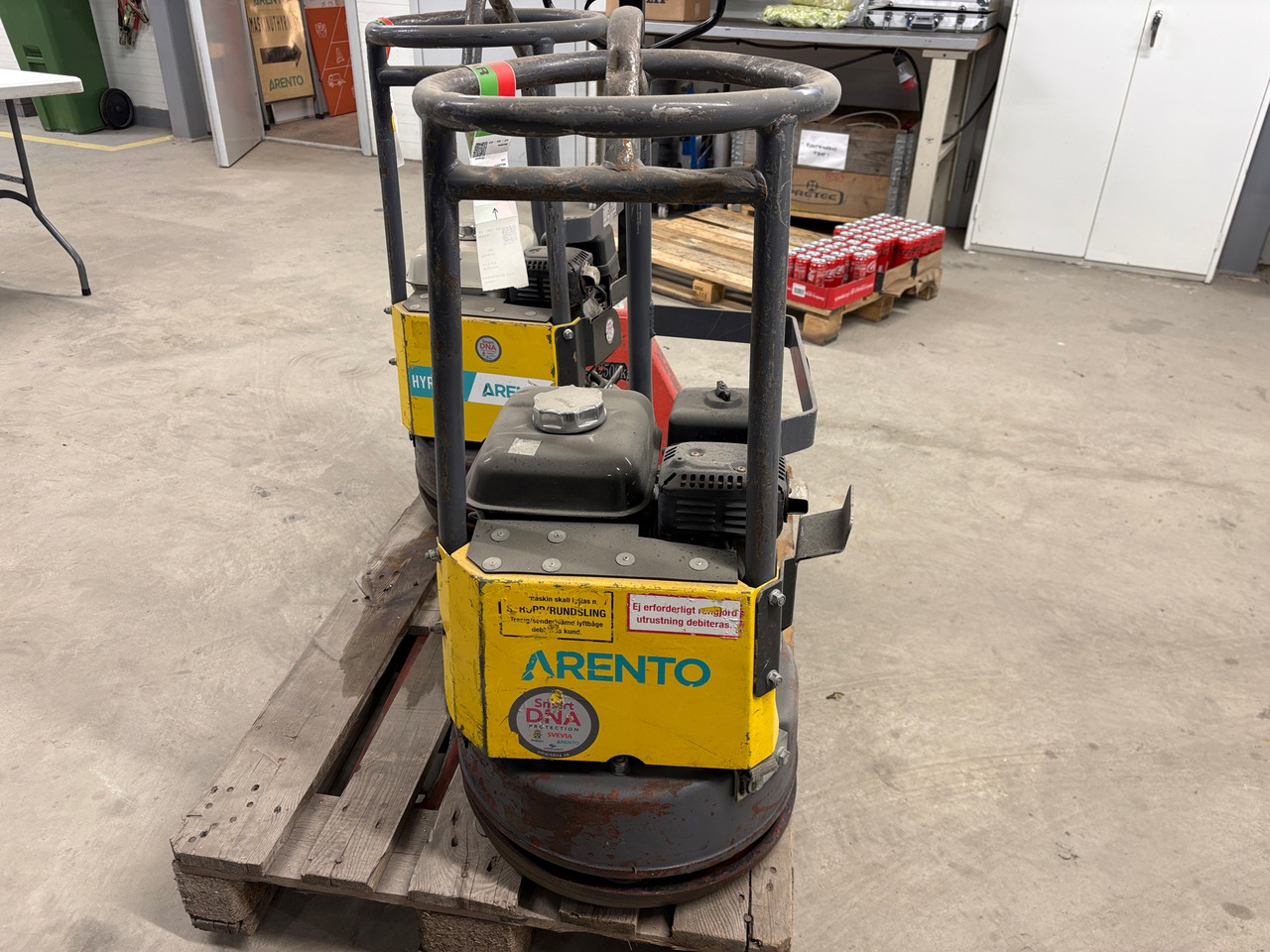 Atlas Copco LX90 - Plaque vibrante: photos 1 Atlas Copco LX90 - Plaque vibrante: photos 1