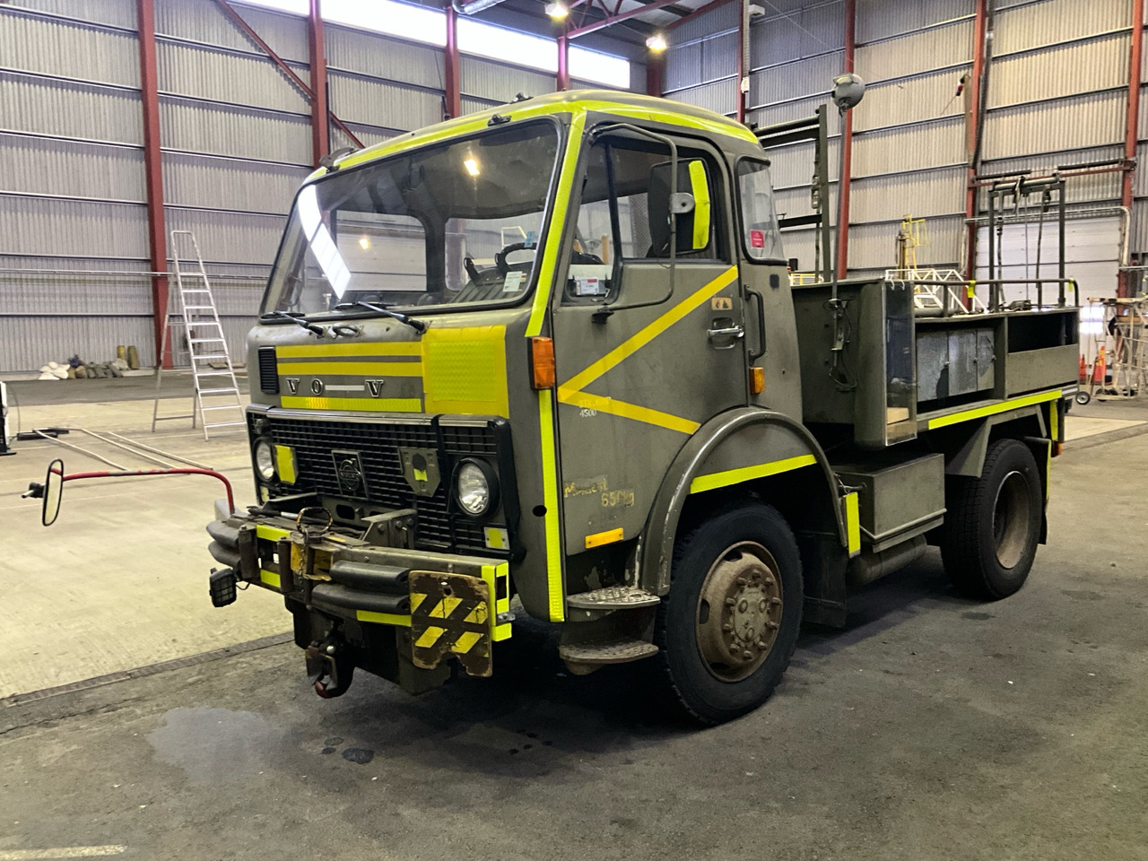 Volvo F85-4X4 - Camion: photos 1 Volvo F85-4X4 - Camion: photos 1