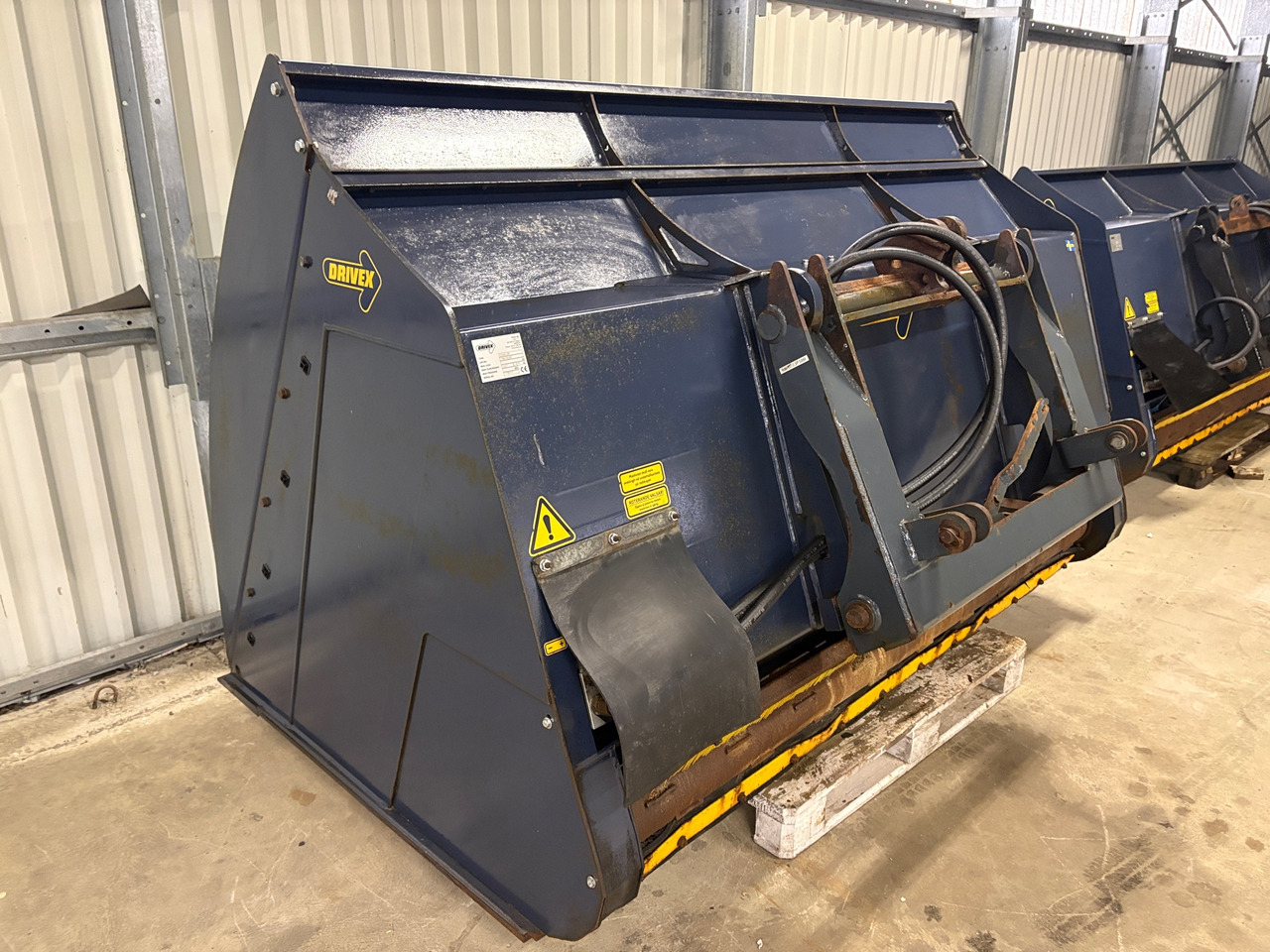 Drivex SS40 BM - Epandeur de sable: photos 1 Drivex SS40 BM - Epandeur de sable: photos 1