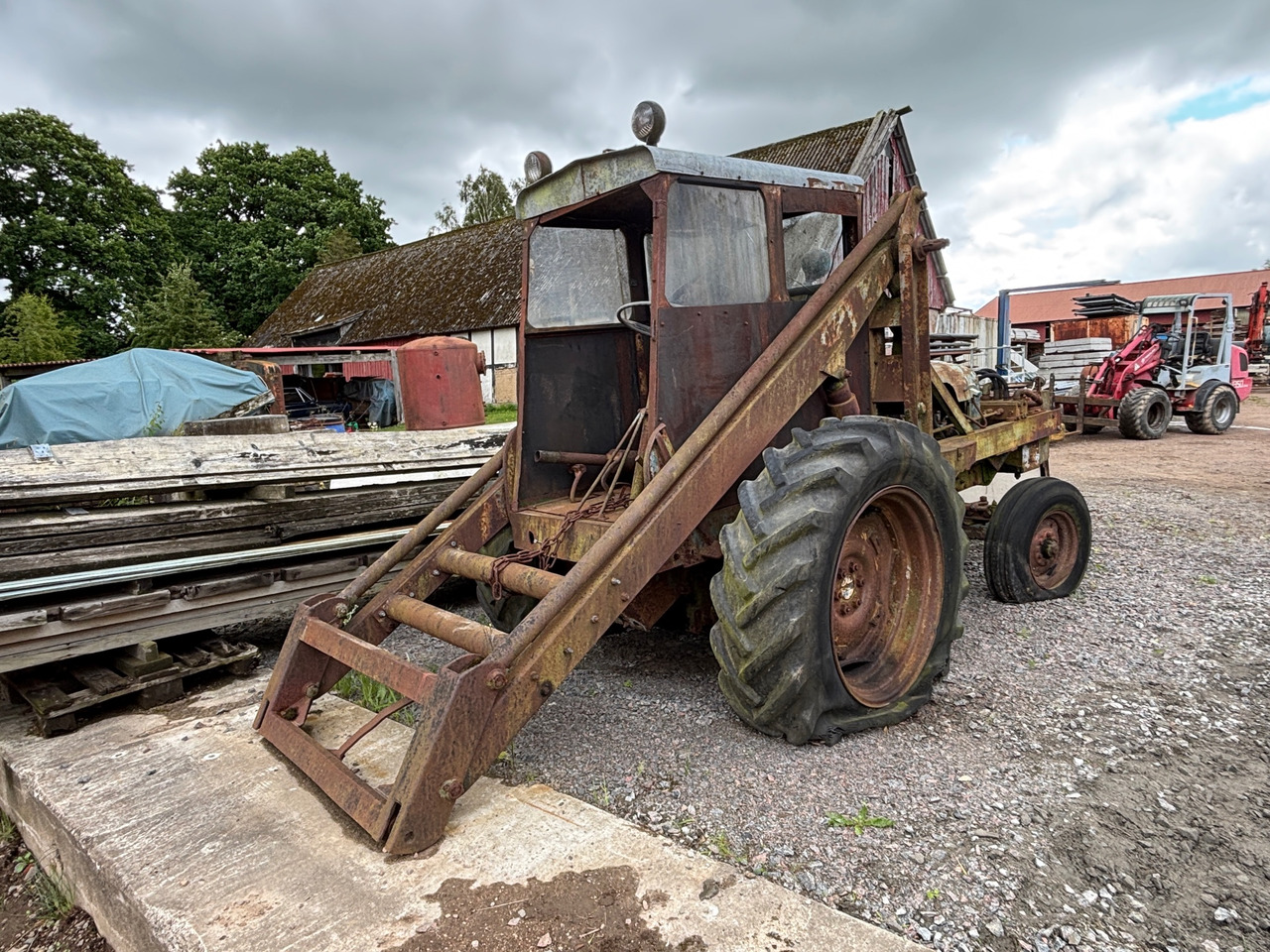 Fordson Major H10 - Chargeuse sur pneus: photos 1 Fordson Major H10 - Chargeuse sur pneus: photos 1