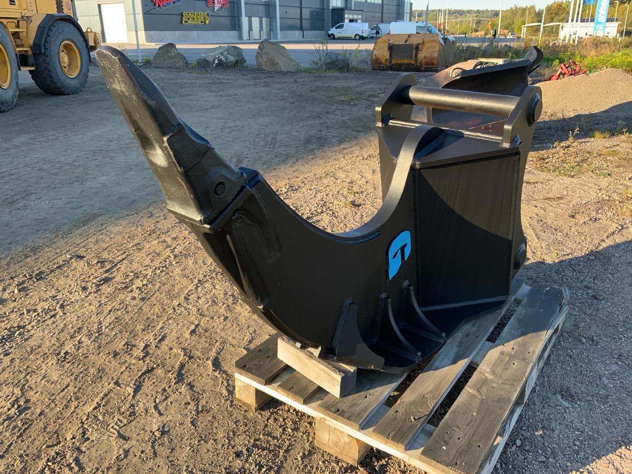 Front Equipment T100 - Matériel de chantier: photos 1 Front Equipment T100 - Matériel de chantier: photos 1