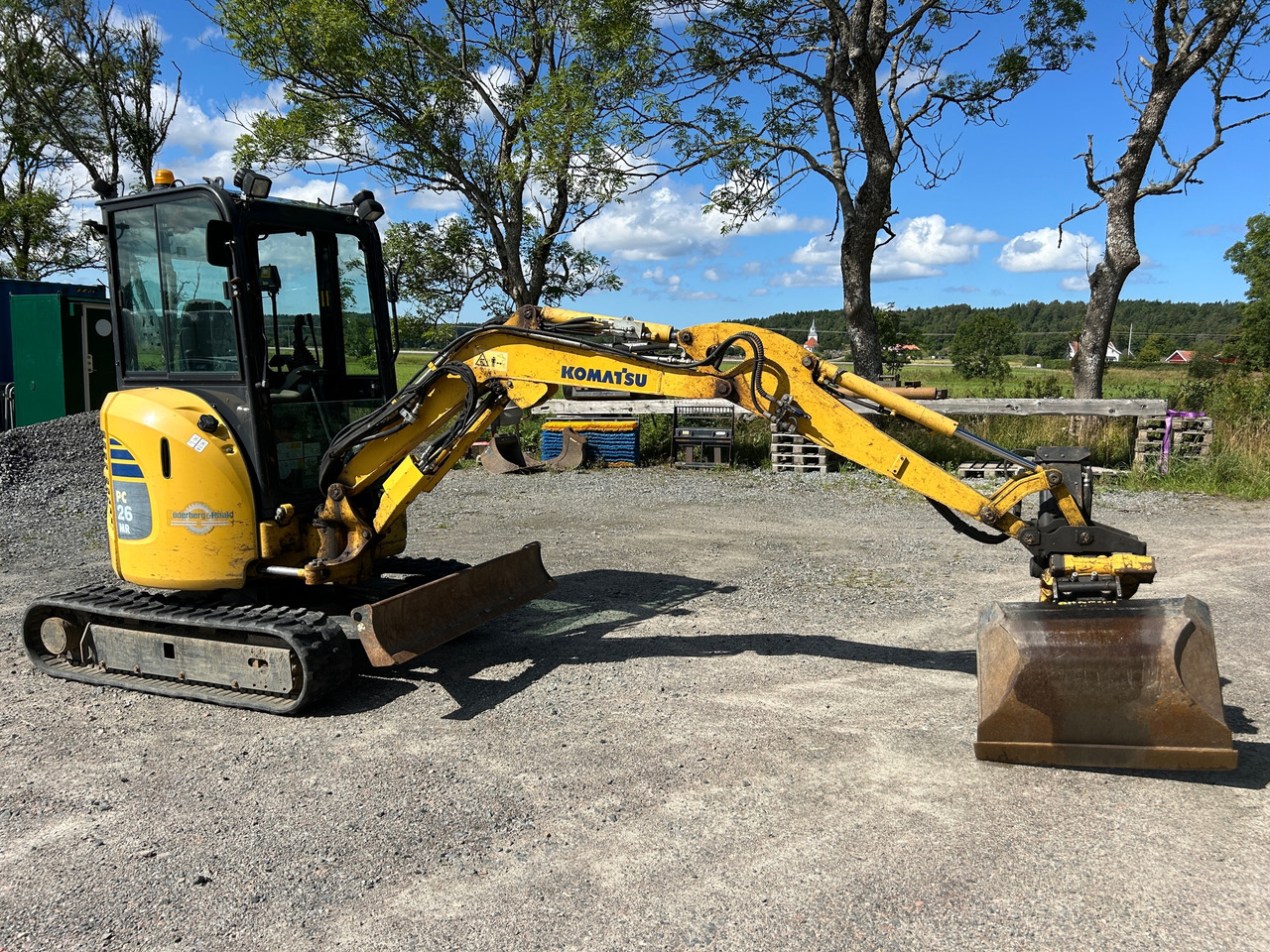 Komatsu PC26MR-3 - Pelle: photos 1 Komatsu PC26MR-3 - Pelle: photos 1