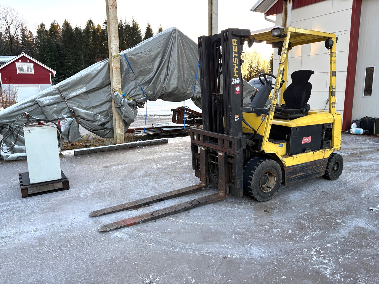 Hyster J2,50XM - Matériel de manutention: photos 1 Hyster J2,50XM - Matériel de manutention: photos 1