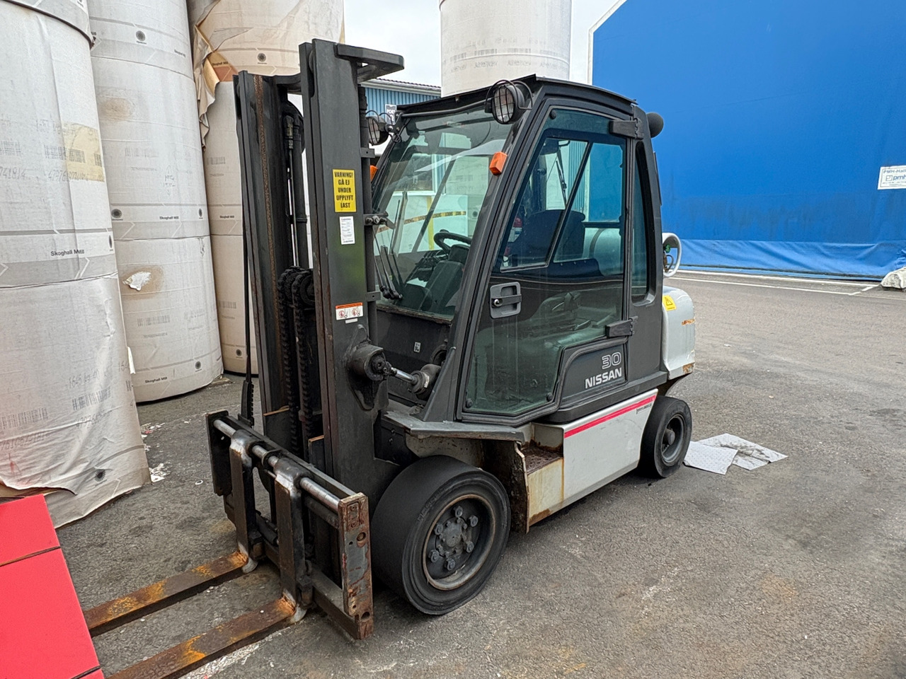 Nissan 30 - Matériel de manutention: photos 1 Nissan 30 - Matériel de manutention: photos 1