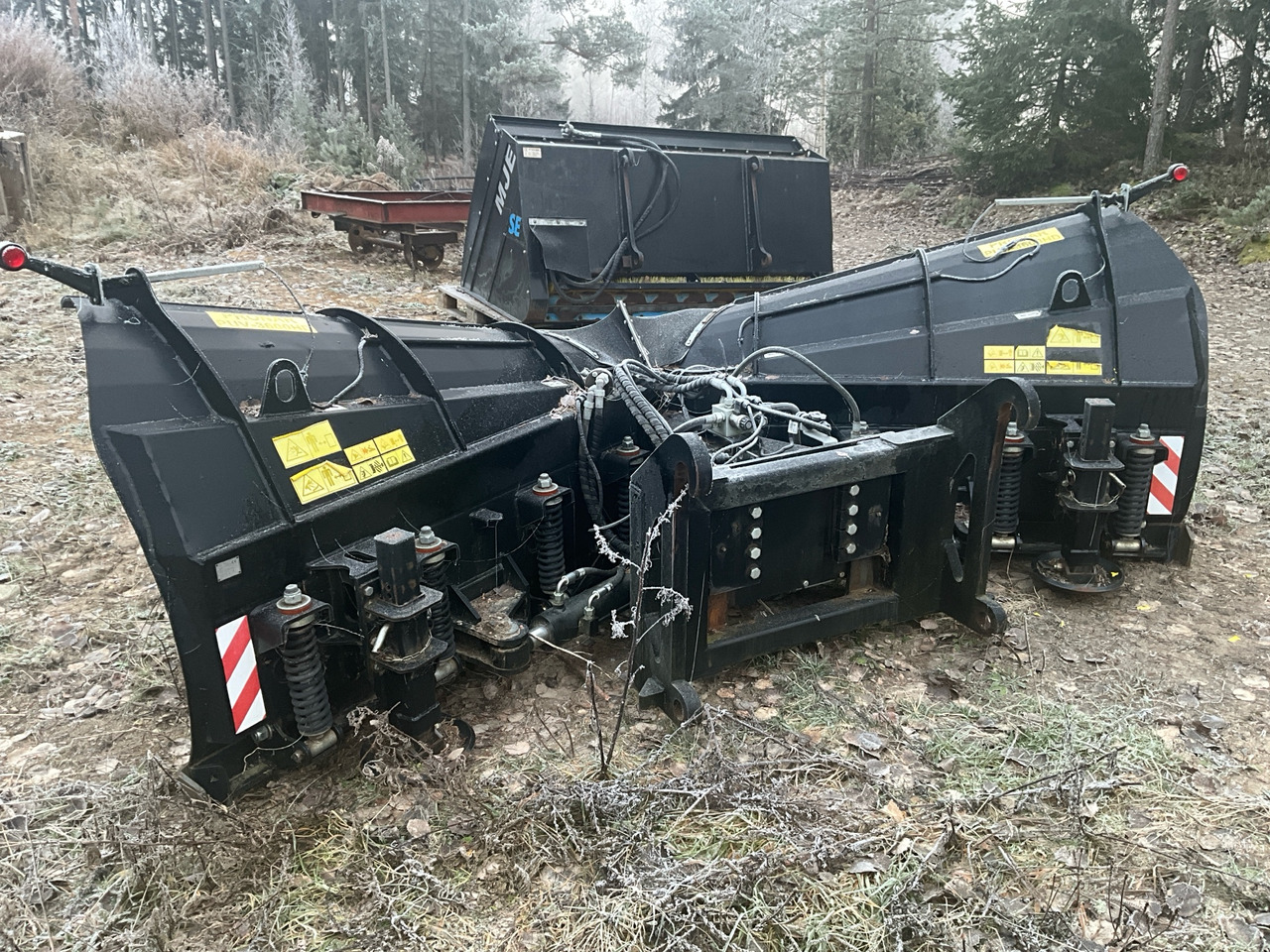 Pronar PUV-3600HD - Lame à neige: photos 1 Pronar PUV-3600HD - Lame à neige: photos 1