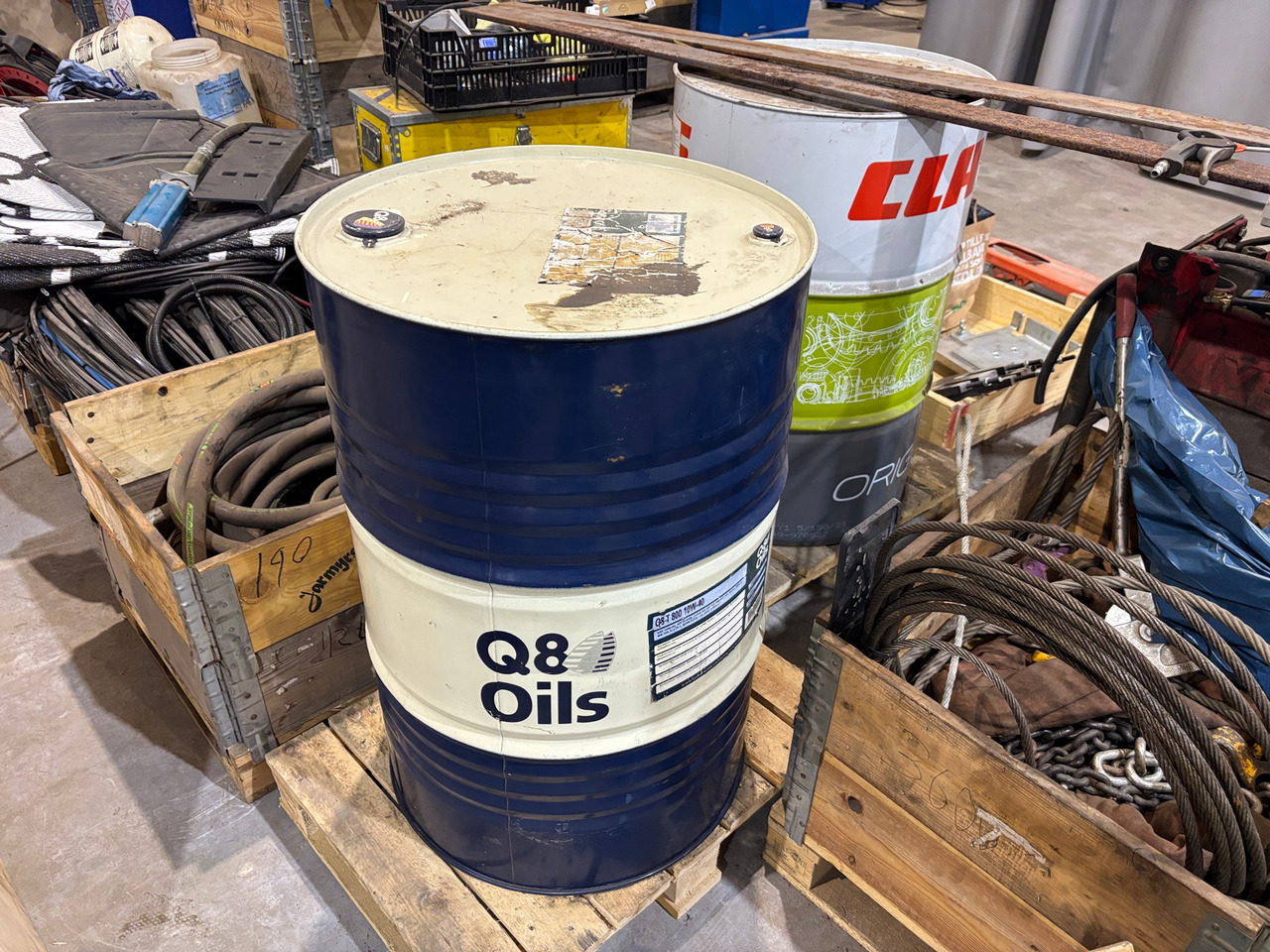 Q8 T800 10W-40 - Huile moteur et produits d'entretien auto: photos 1 Q8 T800 10W-40 - Huile moteur et produits d'entretien auto: photos 1