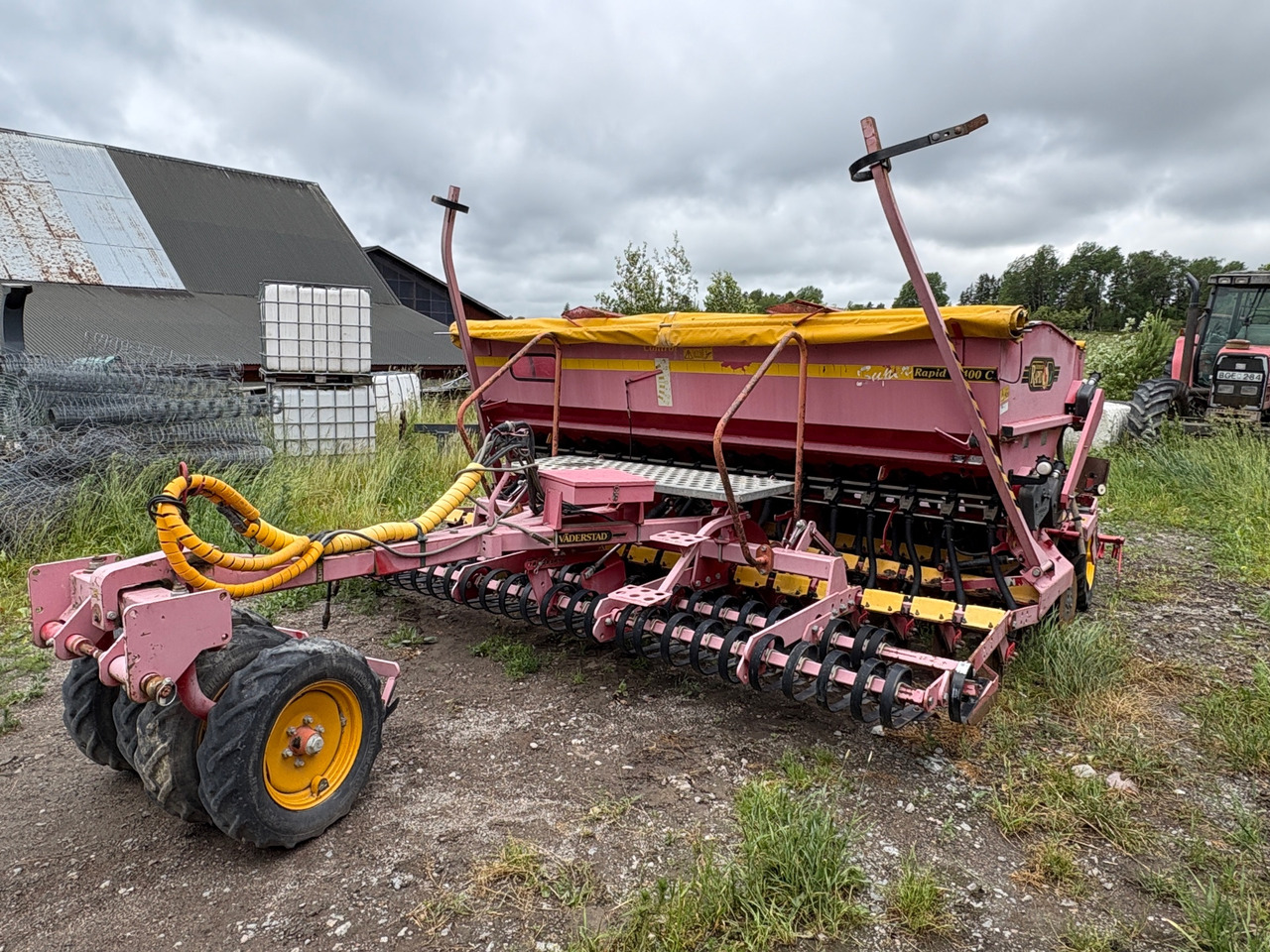 Väderstad Rapid 400C - Semoir/ Planteuse: photos 1 Väderstad Rapid 400C - Semoir/ Planteuse: photos 1