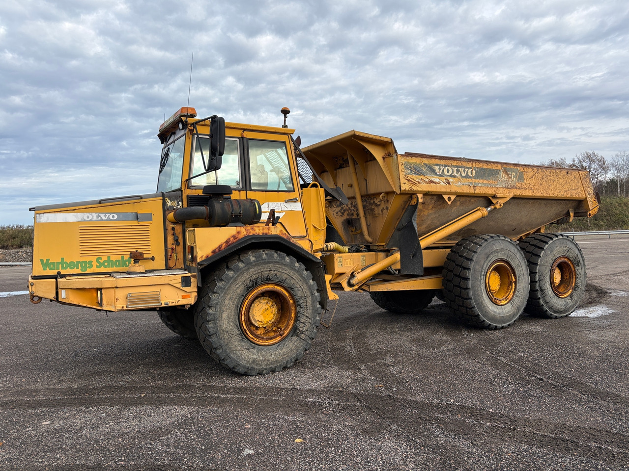 Volvo A25C - Tombereau: photos 1 Volvo A25C - Tombereau: photos 1