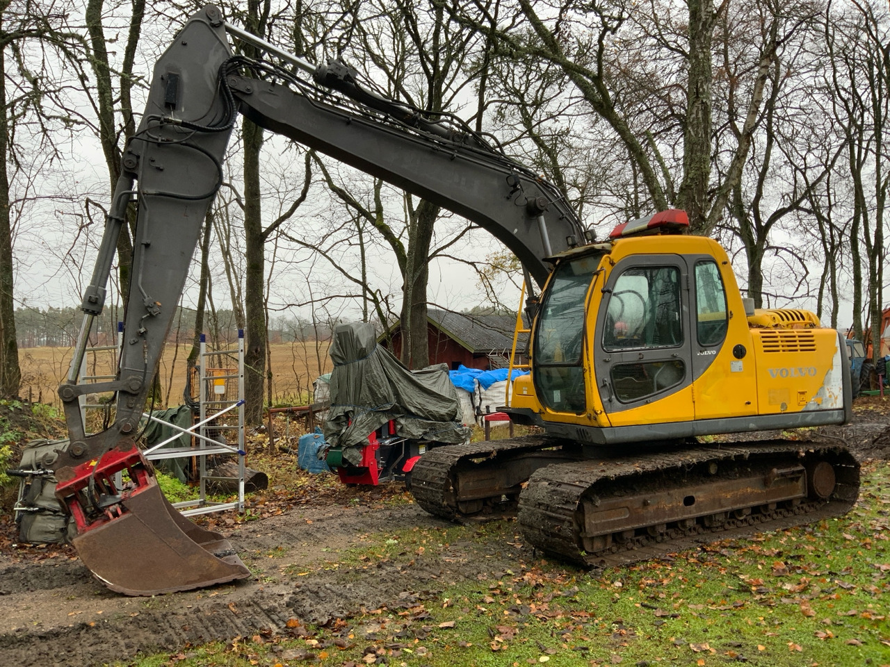 Volvo EC140LC - Pelle: photos 1 Volvo EC140LC - Pelle: photos 1