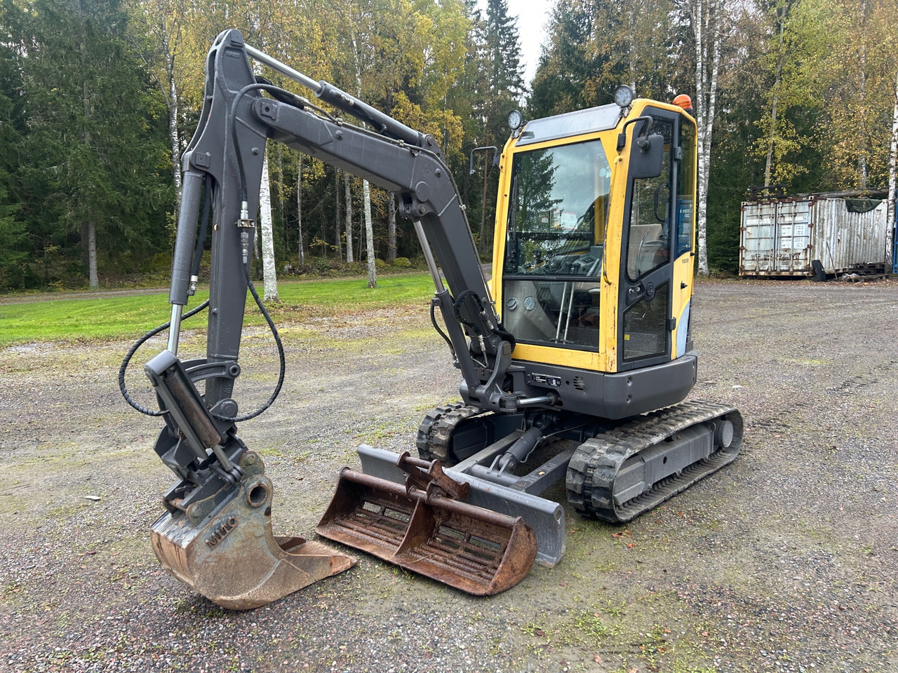 Volvo ECR 28 - Pelle: photos 1 Volvo ECR 28 - Pelle: photos 1