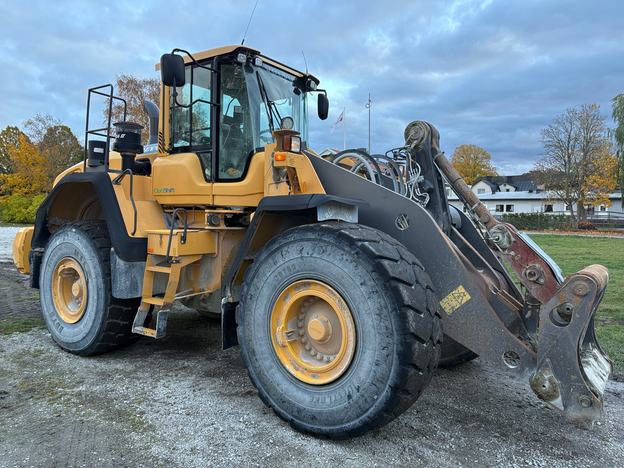 Volvo L180G - Chargeuse sur pneus: photos 1 Volvo L180G - Chargeuse sur pneus: photos 1