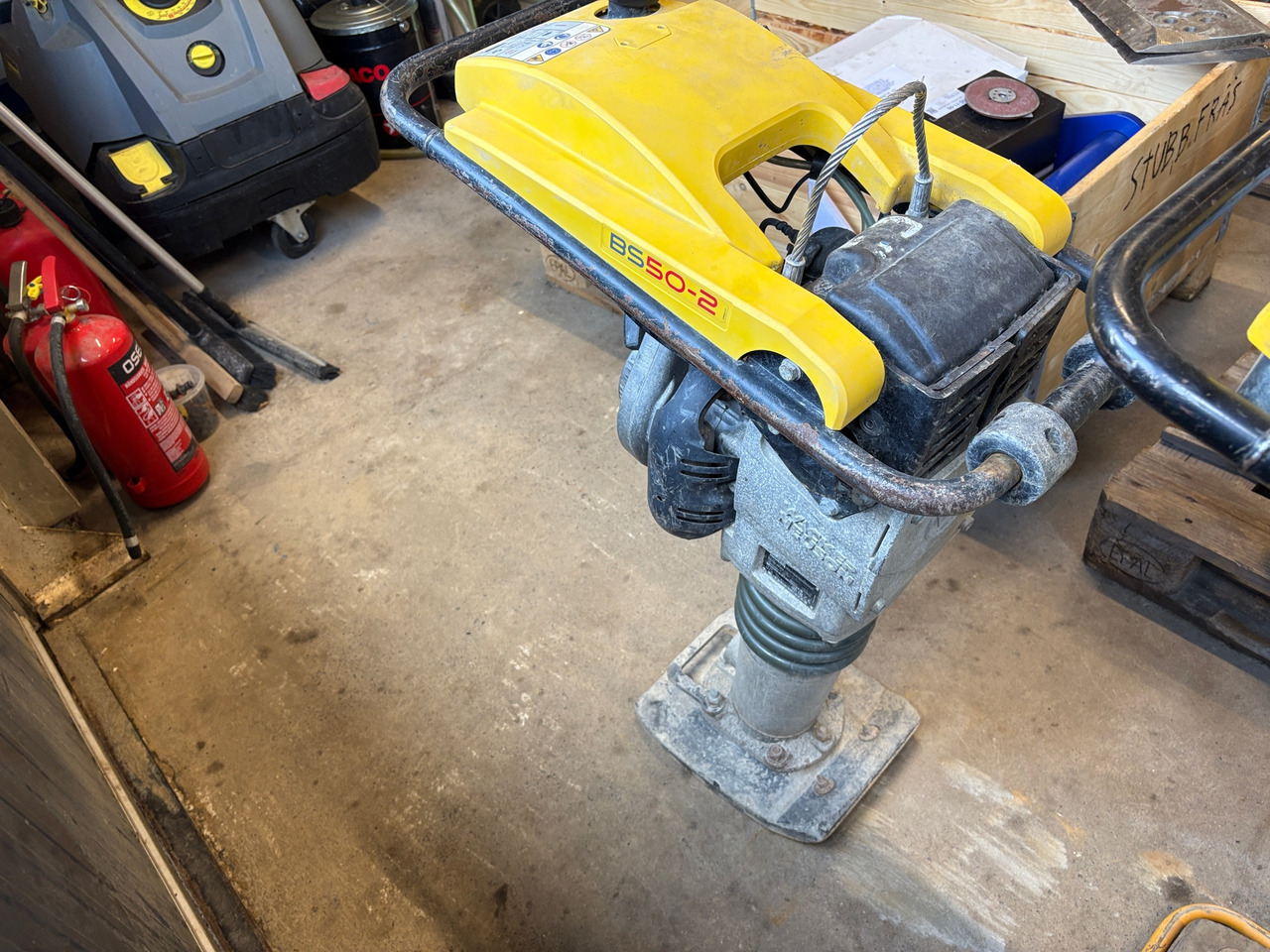 Wacker Neuson Bs50-2 - Matériel de chantier: photos 1 Wacker Neuson Bs50-2 - Matériel de chantier: photos 1