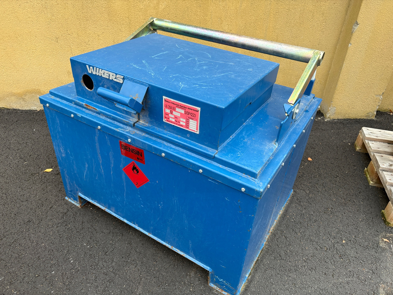 Wikers - Cuve de stockage: photos 1 Wikers - Cuve de stockage: photos 1