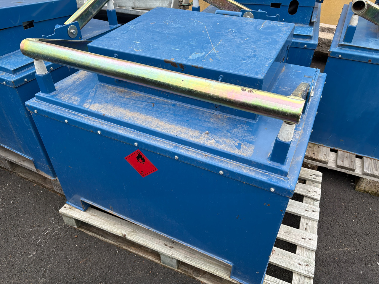 Wikers - Cuve de stockage: photos 1 Wikers - Cuve de stockage: photos 1