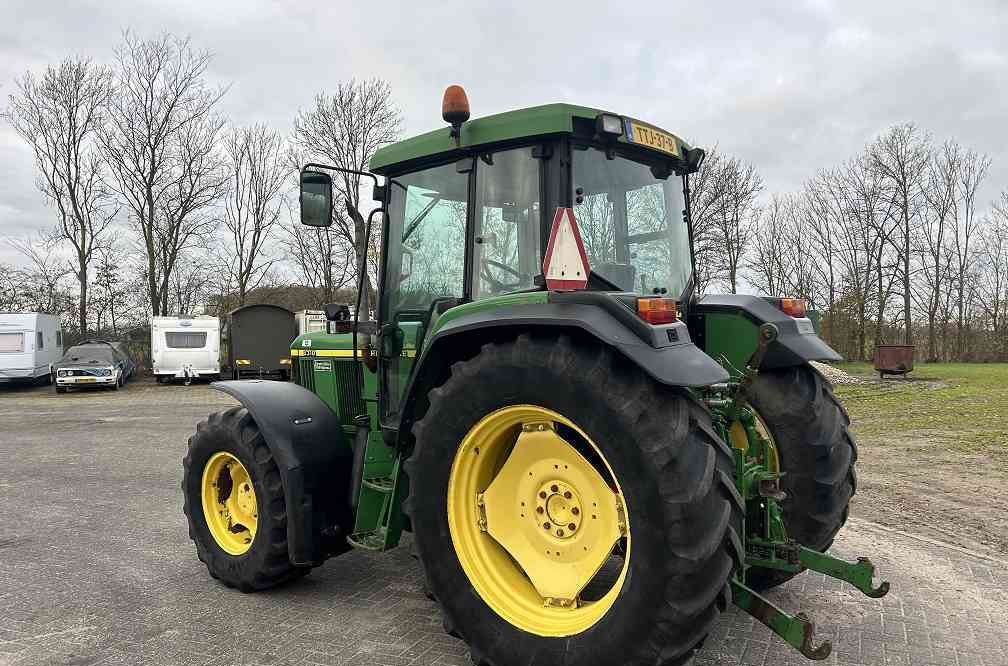 John Deere 6310, fronthef + pto - Tracteur agricole: photos 2 John Deere 6310, fronthef + pto - Tracteur agricole: photos 2