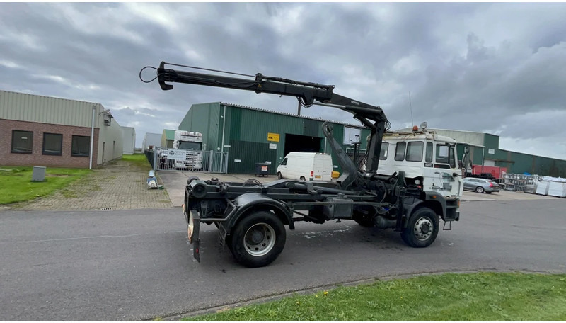 DAF 1900 FA 1900 4x4 - Camion benne: photos 3 DAF 1900 FA 1900 4x4 - Camion benne: photos 3