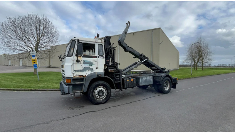 DAF 1900 FA 1900 4x4 - Camion benne: photos 1 DAF 1900 FA 1900 4x4 - Camion benne: photos 1