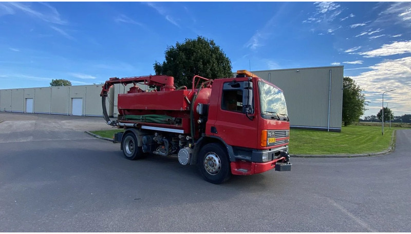 DAF 75.240 AE75RC - Camion hydrocureur: photos 2 DAF 75.240 AE75RC - Camion hydrocureur: photos 2