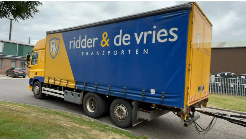 DAF CF 85.410 Schuifzijlen wagen 6x2 Daf CF85 - Camion fourgon: photos 4 DAF CF 85.410 Schuifzijlen wagen 6x2 Daf CF85 - Camion fourgon: photos 4