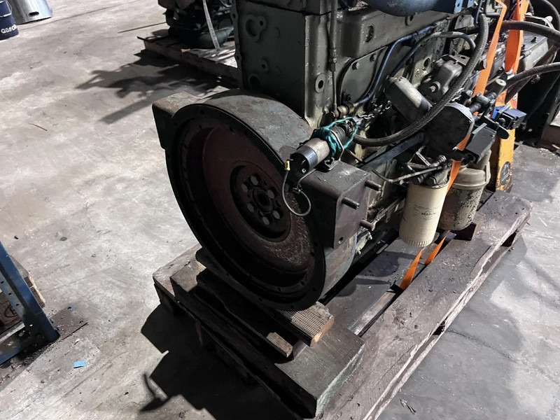 DAF DH 825 daf - MEERDERE OP VOORRAAD - Moteur pour Camion: photos 4 DAF DH 825 daf - MEERDERE OP VOORRAAD - Moteur pour Camion: photos 4