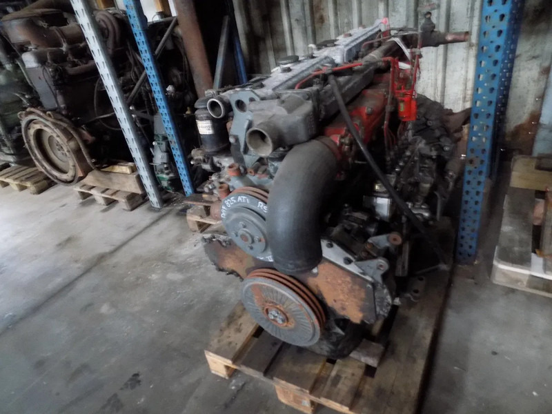 DAF Daf rs200 Euro2 825 ATI - Moteur pour Camion: photos 2 DAF Daf rs200 Euro2 825 ATI - Moteur pour Camion: photos 2