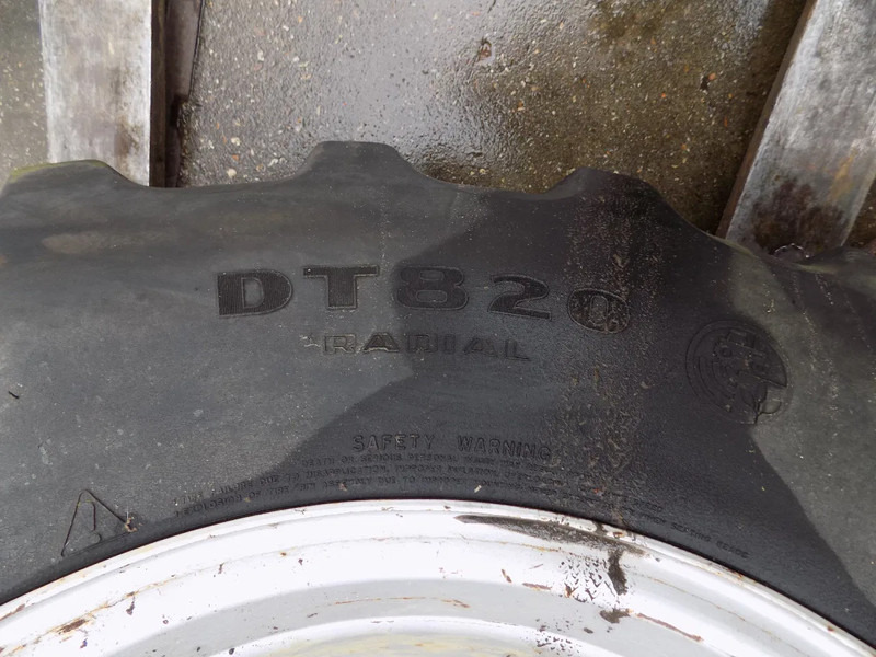 GOOD YEAR banden met velg good year banden met velg 540/65 R 24 - Moissonneuse-batteuse: photos 4 GOOD YEAR banden met velg good year banden met velg 540/65 R 24 - Moissonneuse-batteuse: photos 4