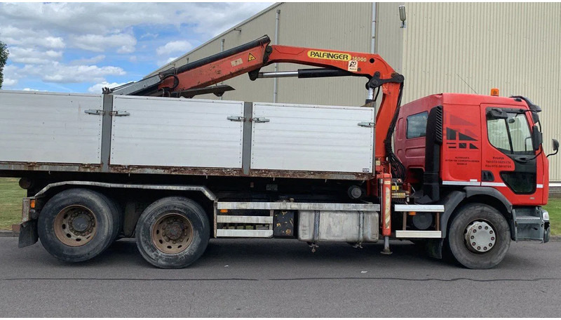 Photo d'intérieur 1: Renault Premium 300 HD 300-27 MJ ZD Palfinger PK16000 A - crédit-bail Renault Premium 300 HD 300-27 MJ ZD Palfinger PK16000 A Photo d'intérieur 1: Renault Premium 300 HD 300-27 MJ ZD Palfinger PK16000 A - crédit-bail Renault Premium 300 HD 300-27 MJ ZD Palfinger PK16000 A