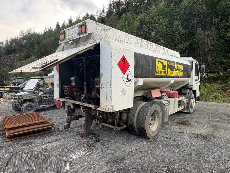 Volvo FL 7 Volvo FL7 285 Fuel tanker 4x2 - Camion citerne: photos 3 Volvo FL 7 Volvo FL7 285 Fuel tanker 4x2 - Camion citerne: photos 3
