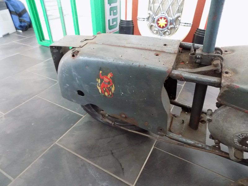 Airborn paramotor ww.2 airborne motorfiets opklapbaar luchtlanding para - Motocyclette: photos 2 Airborn paramotor ww.2 airborne motorfiets opklapbaar luchtlanding para - Motocyclette: photos 2