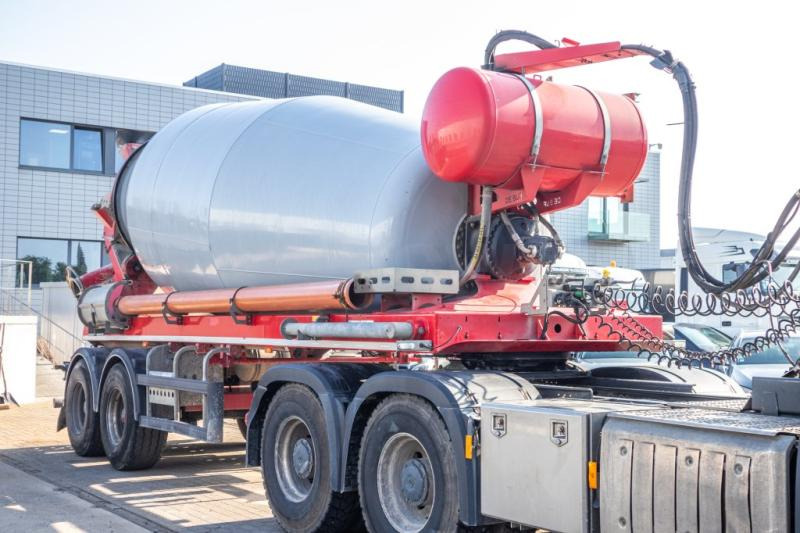 DE BUF BETON MIXER/MALAXEUR/MISCHER 12M3 - Semi-remorque malaxeur: photos 2 DE BUF BETON MIXER/MALAXEUR/MISCHER 12M3 - Semi-remorque malaxeur: photos 2