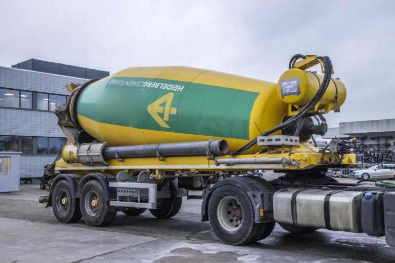 DE BUF BETON MIXER/MALAXEUR/MISCHER-12M3 - Semi-remorque malaxeur: photos 2 DE BUF BETON MIXER/MALAXEUR/MISCHER-12M3 - Semi-remorque malaxeur: photos 2