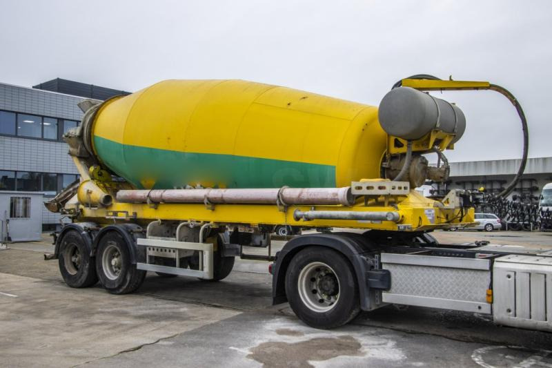 DEBUF BETON MIXER/MALAXEUR/MISCHER-12M³ - Semi-remorque malaxeur: photos 2 DEBUF BETON MIXER/MALAXEUR/MISCHER-12M³ - Semi-remorque malaxeur: photos 2