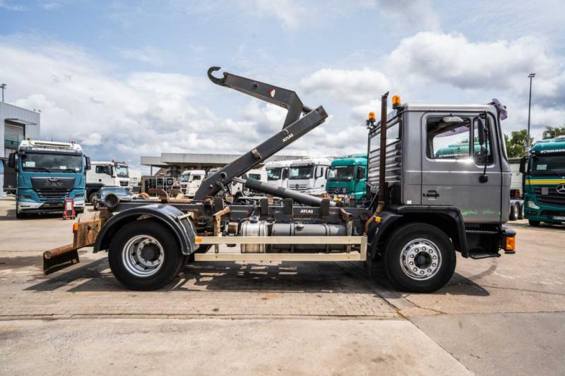 MAN 18.222 F - Camion ampliroll: photos 3 MAN 18.222 F - Camion ampliroll: photos 3