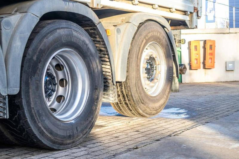 Camion benne MAN TGS 35.440 BL 8x4-4: photos 9 Camion benne MAN TGS 35.440 BL 8x4-4: photos 9