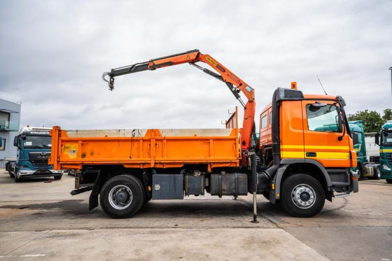 Mercedes ACTROS 1832 K + Palfinger 10 t/m - Camion benne, Camion grue: photos 3 Mercedes ACTROS 1832 K + Palfinger 10 t/m - Camion benne, Camion grue: photos 3