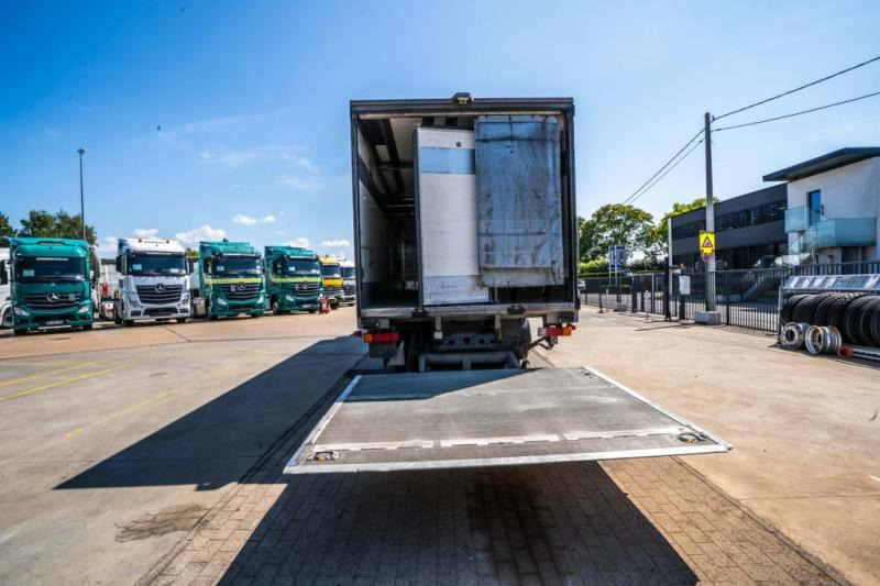 Mercedes ACTROS 2632 L-MP3 - Camion frigorifique: photos 4 Mercedes ACTROS 2632 L-MP3 - Camion frigorifique: photos 4
