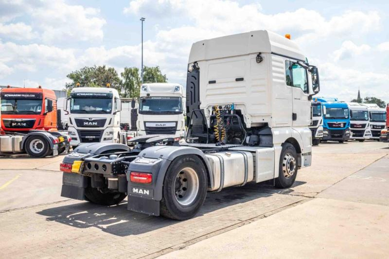 MAN TGX 18.460 XLX BLS+ INTARDER - Tracteur routier: photos 3 MAN TGX 18.460 XLX BLS+ INTARDER - Tracteur routier: photos 3