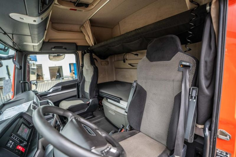 Tracteur routier MAN TGX 18.470 XLX BLS+KIPHYDR.: photos 8 Tracteur routier MAN TGX 18.470 XLX BLS+KIPHYDR.: photos 8