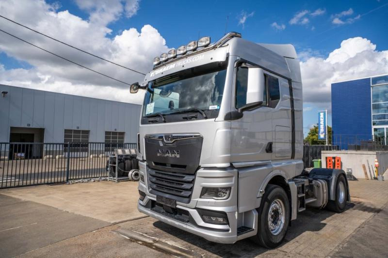 MAN TGX 18.510 XLX BLS+ Kiphydr. - Tracteur routier: photos 2 MAN TGX 18.510 XLX BLS+ Kiphydr. - Tracteur routier: photos 2