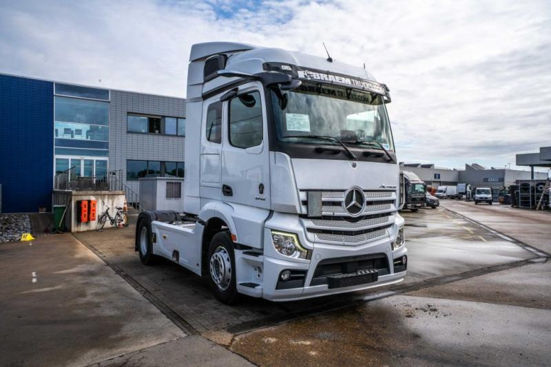 Mercedes ACTROS 1842 LS - Tracteur routier: photos 2 Mercedes ACTROS 1842 LS - Tracteur routier: photos 2