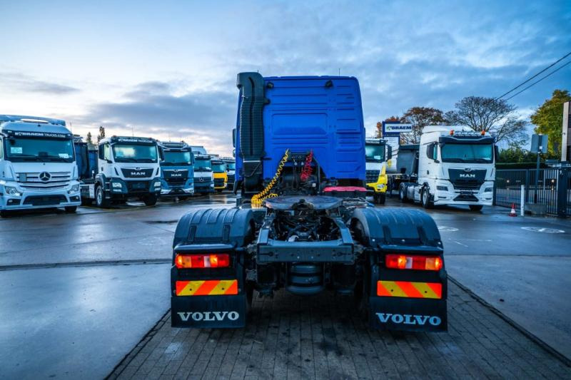 Volvo FM 420 +KIPHYDR. - Tracteur routier: photos 5 Volvo FM 420 +KIPHYDR. - Tracteur routier: photos 5